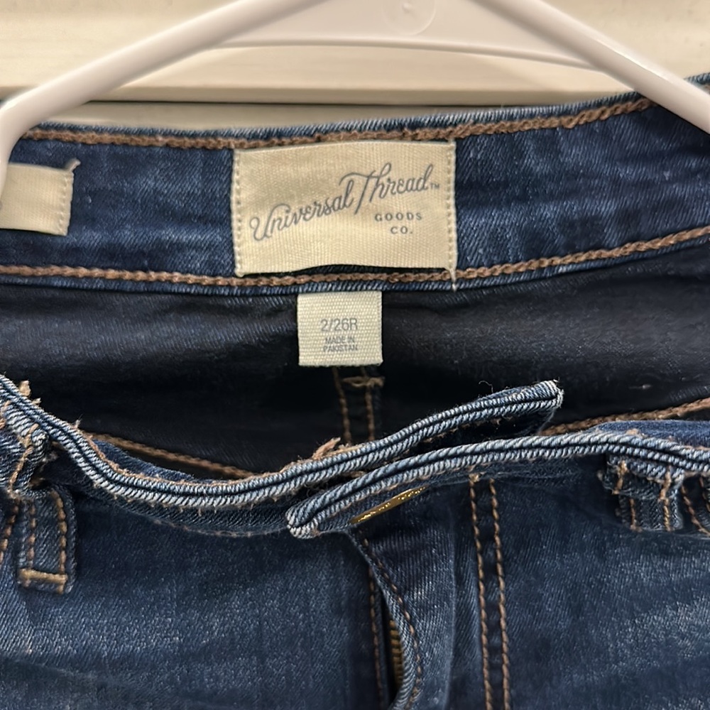 Universal Thread Mid Rise skinny jeans - Picture 2 of 6